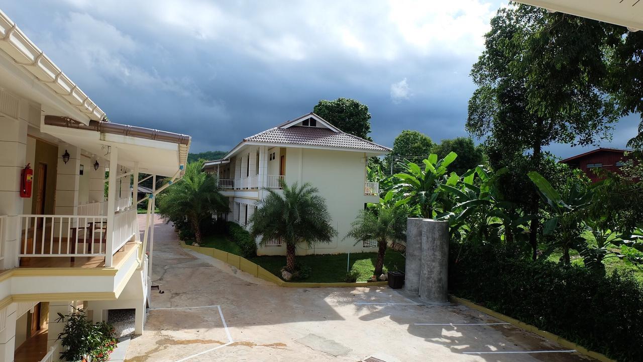 Wangka Resort Sangkhlaburi Extérieur photo